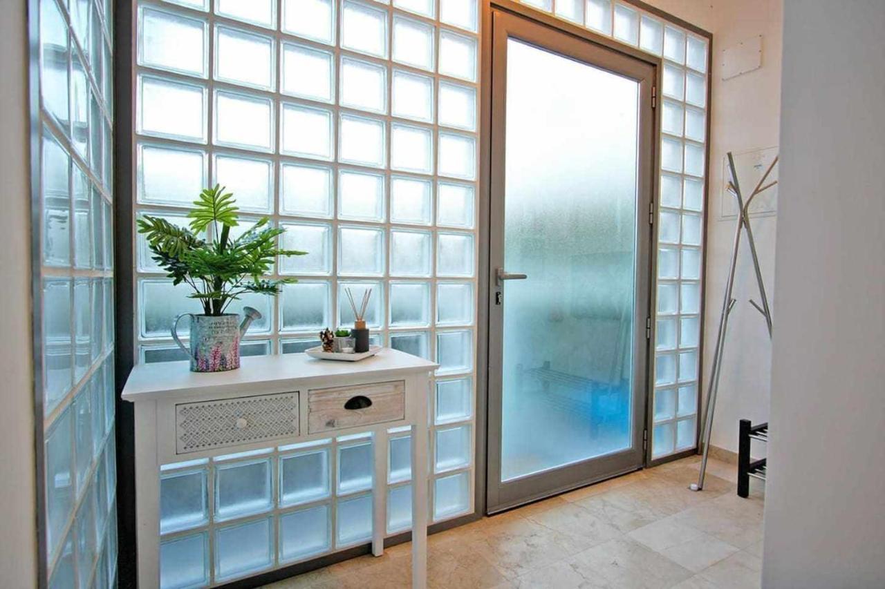 Believe In Dream Apart Contemporaneo Com Piscina 塔维拉 外观 照片